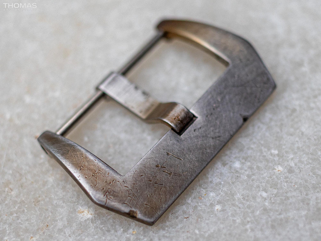 Distressed Brushed Screw-In Stainless Steel Buckle