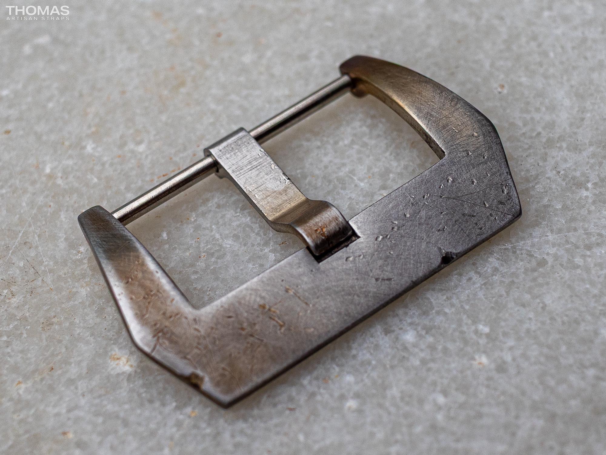 Distressed Brushed Screw-In Stainless Steel Buckle