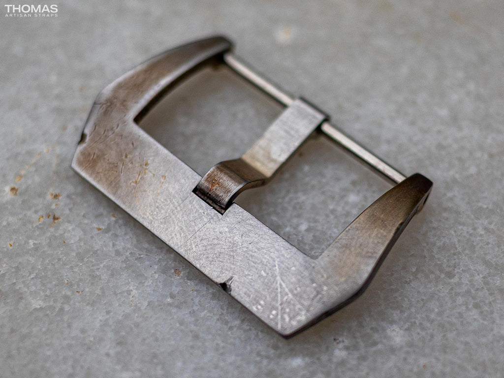 Distressed Brushed Screw-In Stainless Steel Buckle