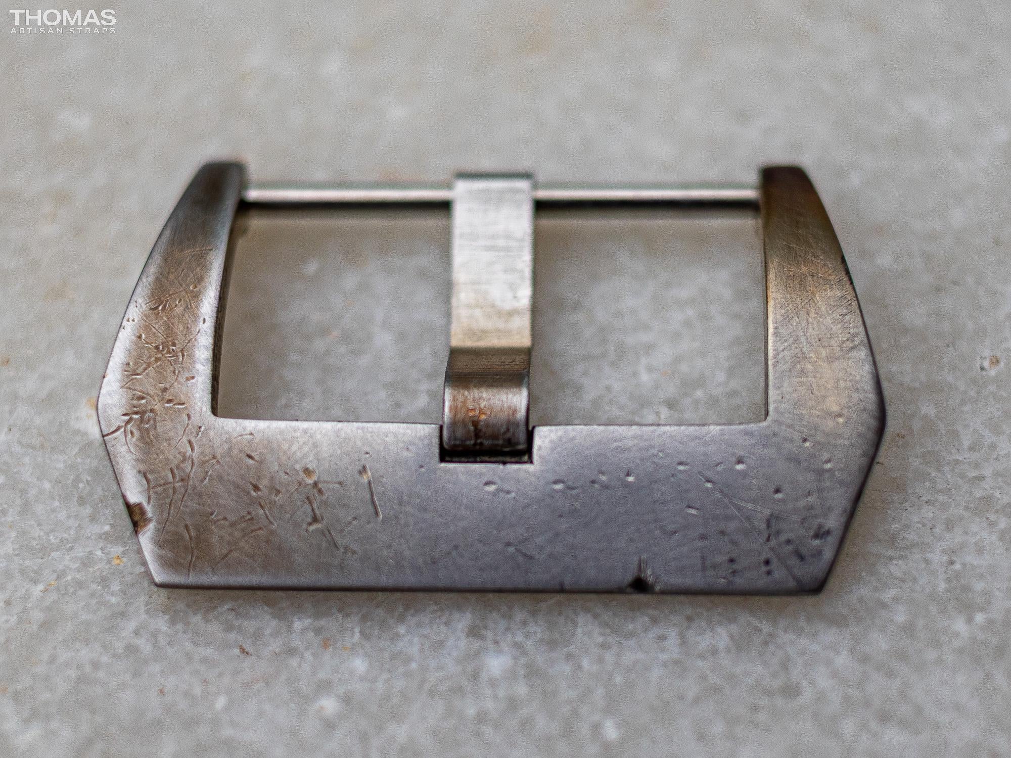 Distressed Brushed Screw-In Stainless Steel Buckle