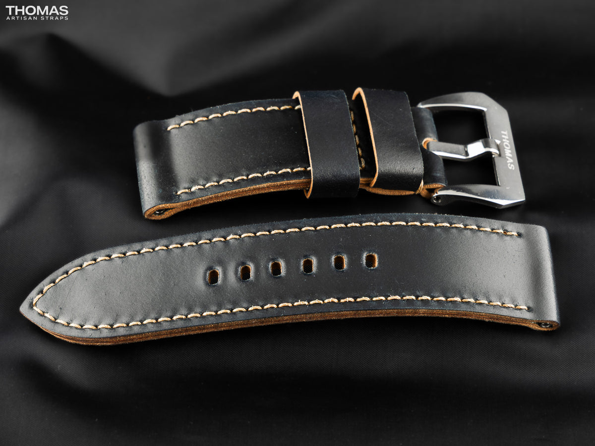 Master 11 — Black